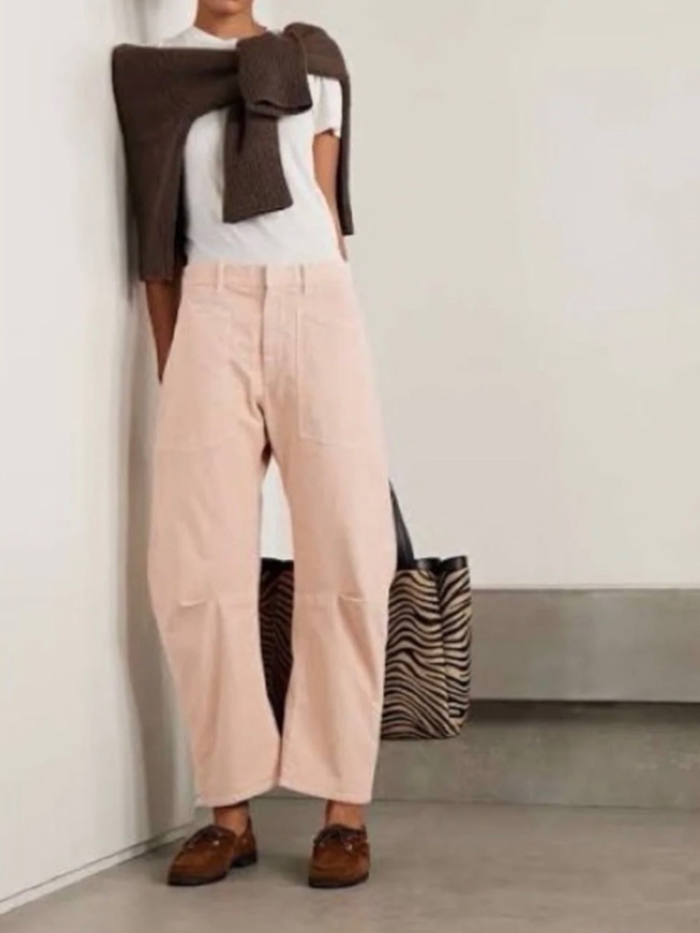 Nili Lotan Shon Corduroy pants, Size 00, pale pink color